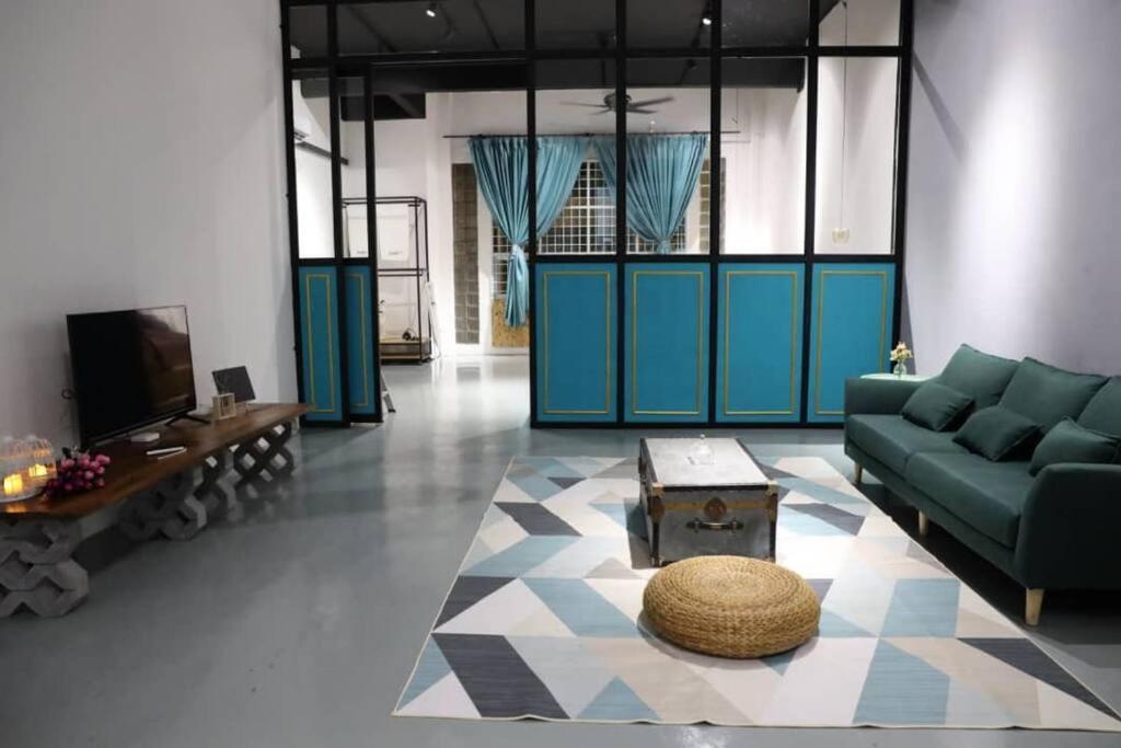 S Conceptual Station 18 - Homestay Ipoh