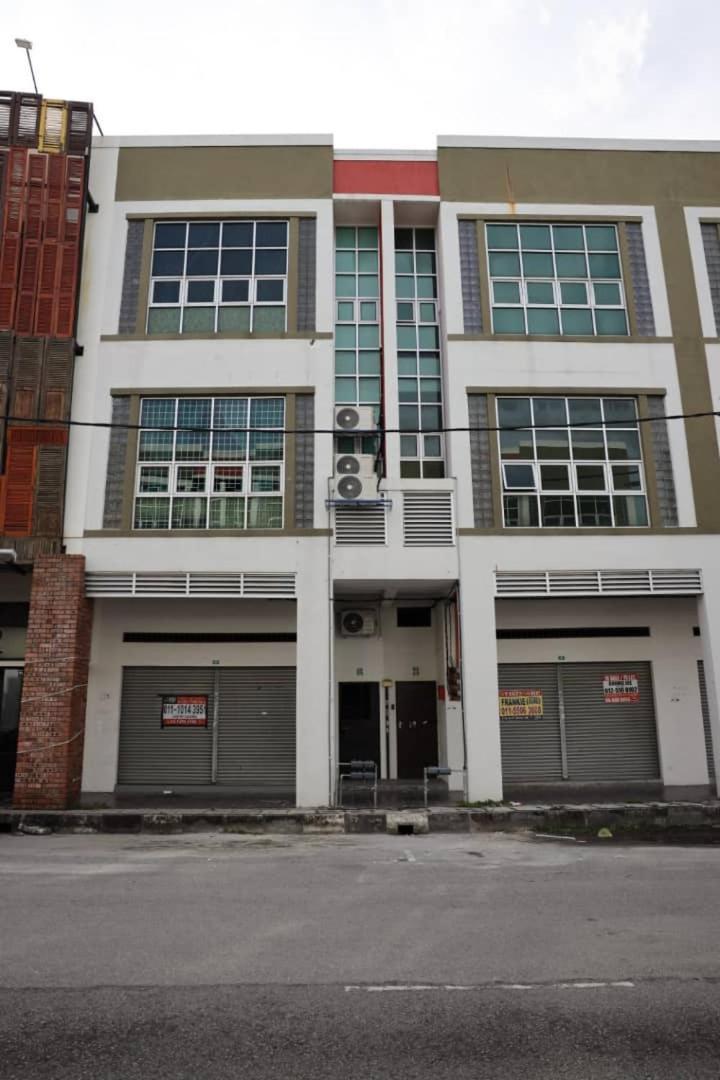 S Conceptual Station 18 - Homestay Ipoh